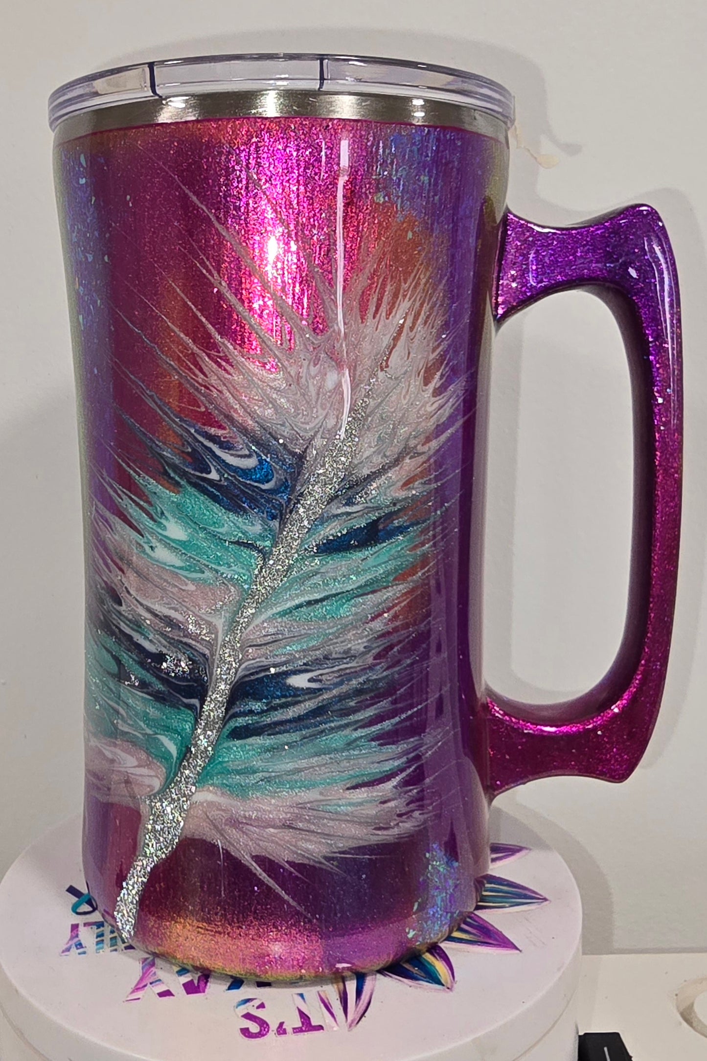 #8 20oz mug double feather - Bre